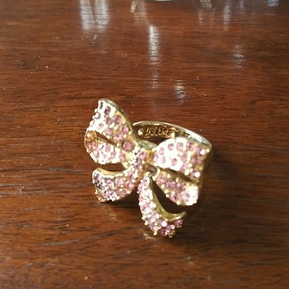 Pink Czs ring - Picture 2 of 8